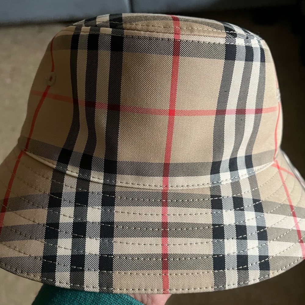 AUTHENTIC VINTAGE CHECK TECHNICAL COTTON BURBERRY BUCKET HAT